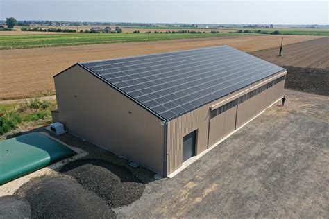 Hangar photovoltaïque gratuit : comment l’obtenir en 2024.